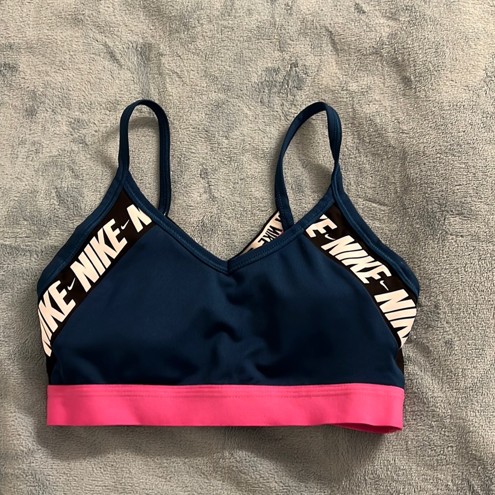 Nike Sports Bra. Size S